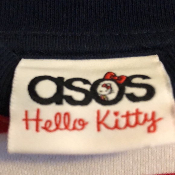 ASOS SANRIO hello kitty striped shirt.
Hello Kitty in pocket! - Picture 9 of 9